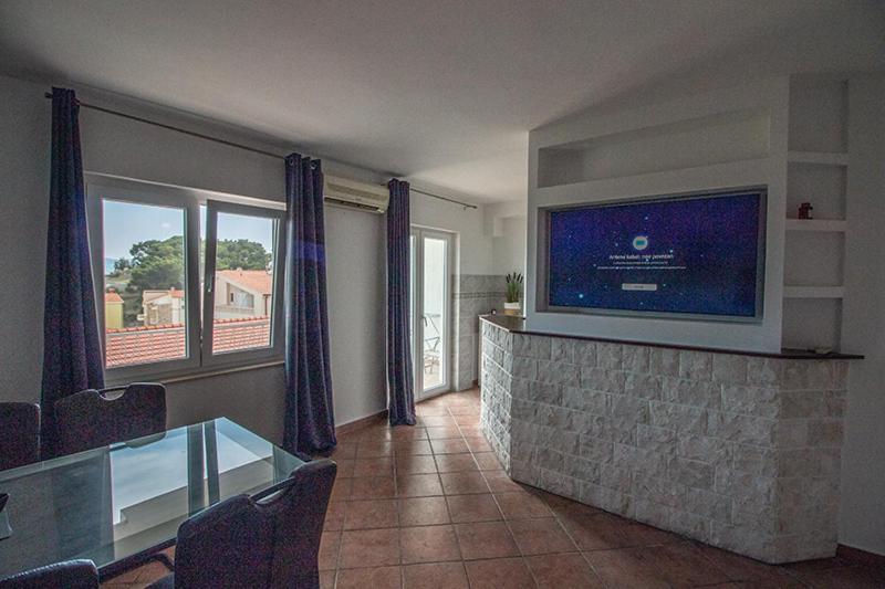Apartment Zvjezdana Omiš Eksteriør bilde